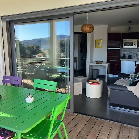 4 Person Terrace And Pool Apartment *